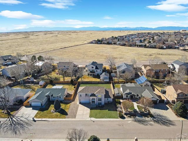 17 Redondo Ln, Pueblo, CO 81005