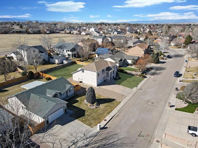 17 Redondo Ln, Pueblo, CO 81005
