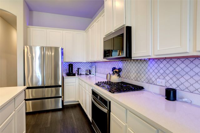 2707 Lazy Pine Lane, Arlington, TX 76001