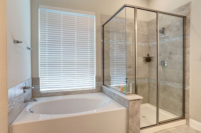 2707 Lazy Pine Lane, Arlington, TX 76001