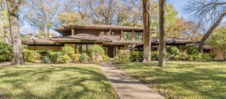 4829 Overton Woods Drive, Fort Worth, TX 76109