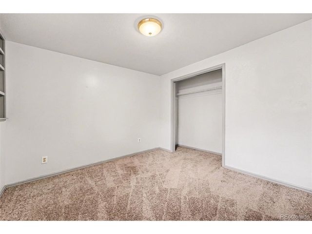 10289 Halleys Way, Littleton, CO 80125