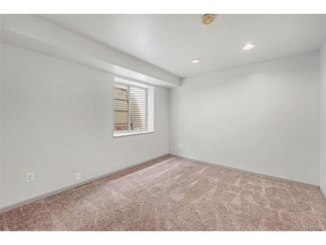 10289 Halleys Way, Littleton, CO 80125