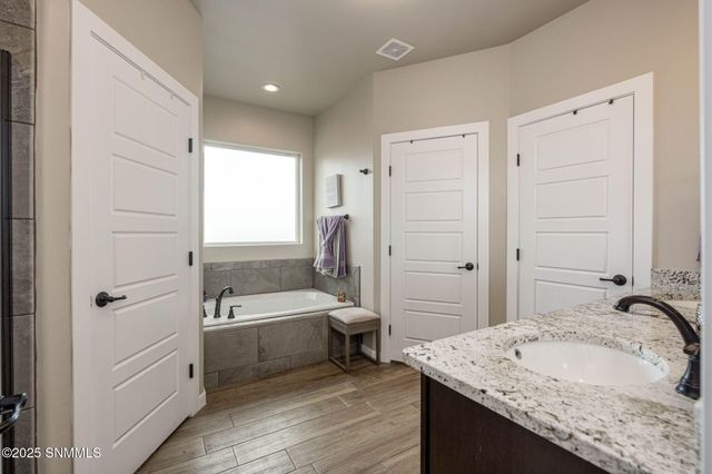 3957 Pacific Loop, Las Cruces, NM 88012