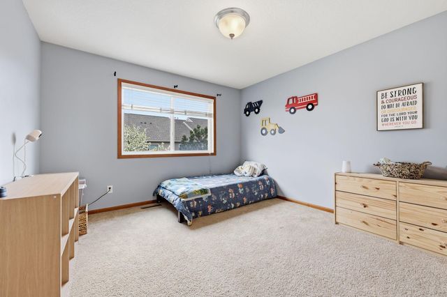348 Orendorff Way NE, Columbia Heights, MN 55421