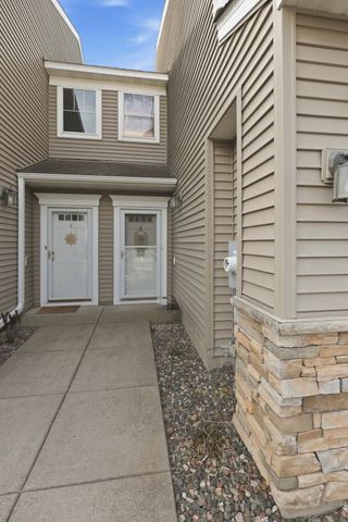348 Orendorff Way NE, Columbia Heights, MN 55421