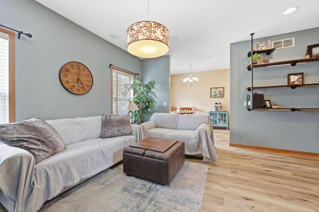 348 Orendorff Way NE, Columbia Heights, MN 55421