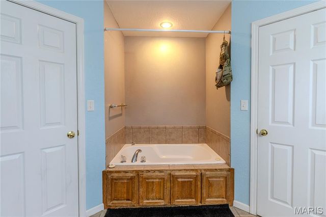 20715 Hiltner Lane, St Robert, MO 65584