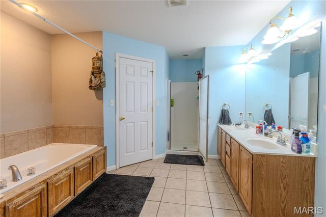 20715 Hiltner Lane, St Robert, MO 65584