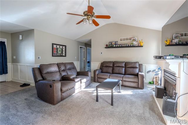 20715 Hiltner Lane, St Robert, MO 65584