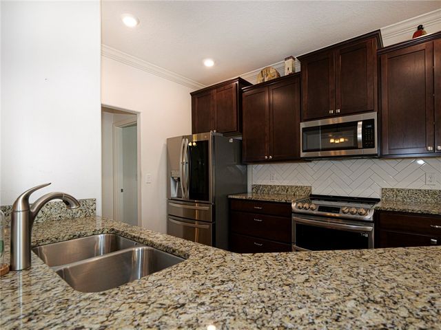 1465 Carriage Court, Vero Beach, FL 32966