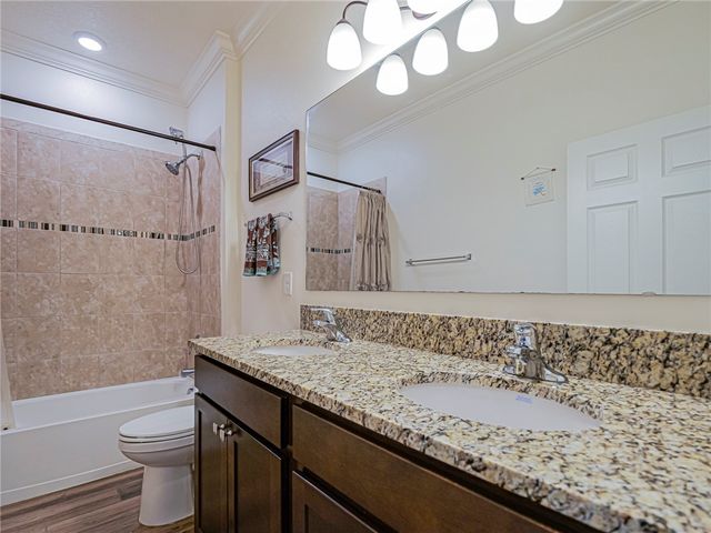 1465 Carriage Court, Vero Beach, FL 32966