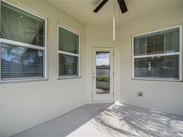 1465 Carriage Court, Vero Beach, FL 32966