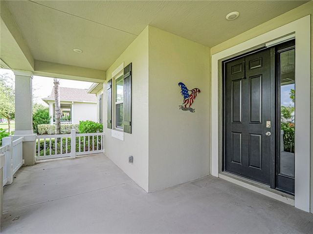 1465 Carriage Court, Vero Beach, FL 32966