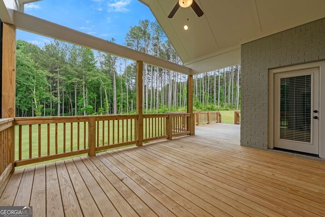 2335 Beebalm Drive, Statham, GA 30666