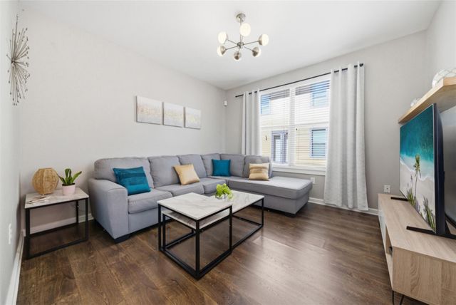 1201 Grove BLVD 1304, Austin, TX 78741