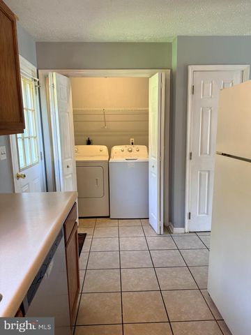 103 SUTTON CT, Winchester, VA 22601