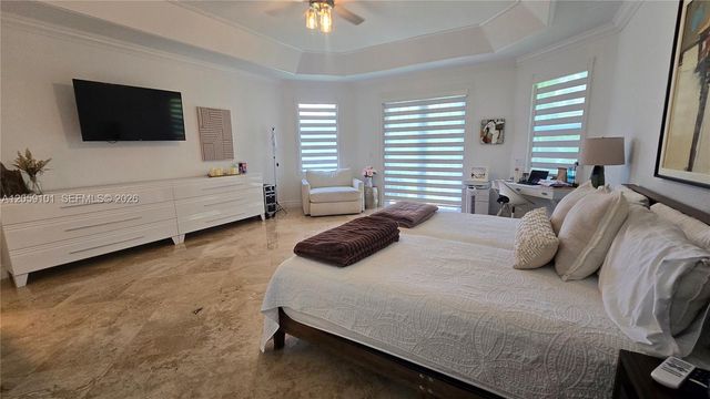 19179 S Gardenia Ave, Weston, FL 33332
