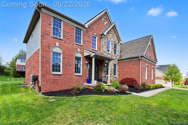 50371 LANGLEY Drive, Novi, MI 48374