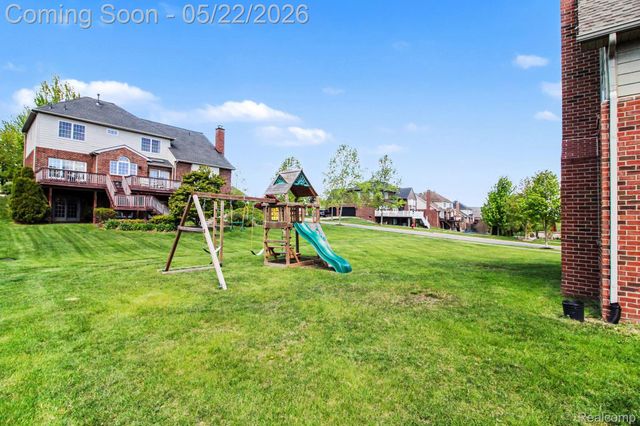 50371 LANGLEY Drive, Novi, MI 48374