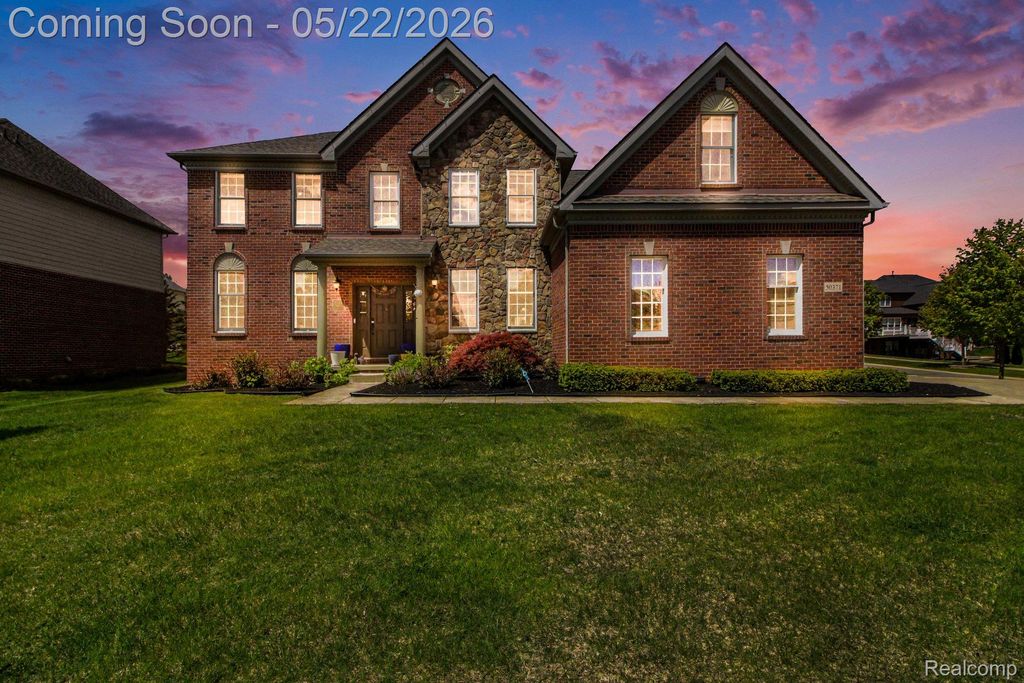 50371 LANGLEY Drive, Novi, MI 48374
