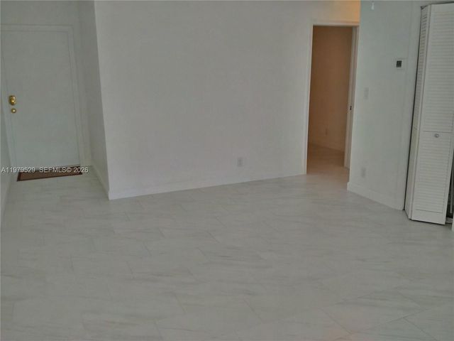 4160 NW 21st St 253-A, Lauderhill, FL 33313