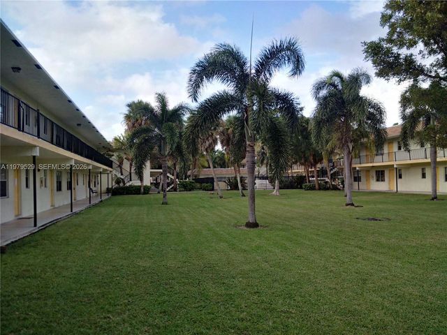 4160 NW 21st St 253-A, Lauderhill, FL 33313