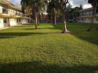 4160 NW 21st St 253-A, Lauderhill, FL 33313