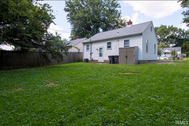 1129 E Chandler Avenue, Evansville, IN 47714