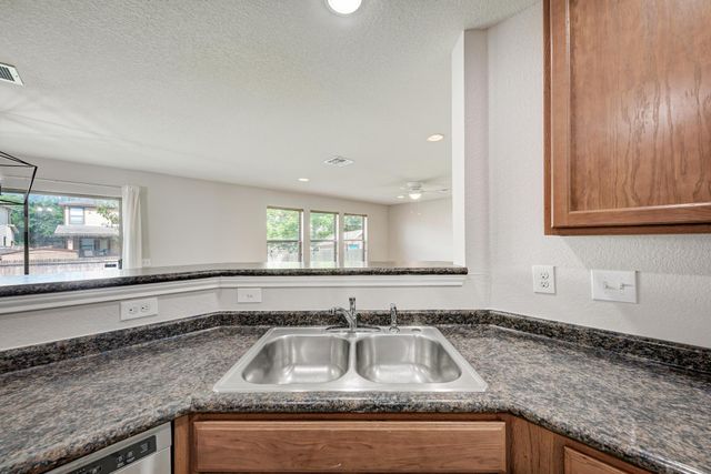 9009 Stambourne ST, Austin, TX 78747