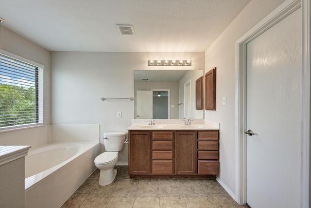 9009 Stambourne ST, Austin, TX 78747