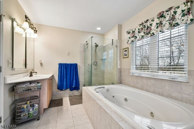 415 Maxwell Dr, Greenwich Twp., NJ 08886