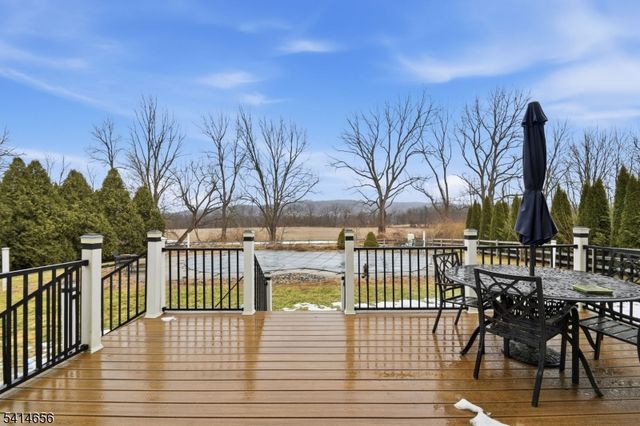 415 Maxwell Dr, Greenwich Twp., NJ 08886