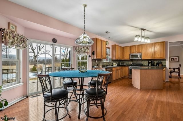 415 Maxwell Dr, Greenwich Twp., NJ 08886