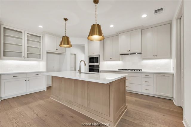 5084 Acadia Loop, Bryan, TX 77802