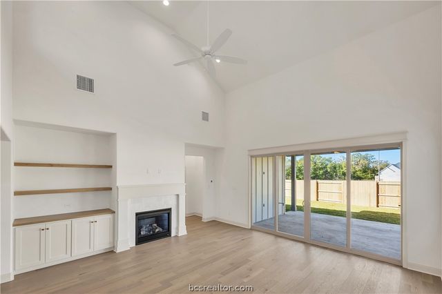 5084 Acadia Loop, Bryan, TX 77802