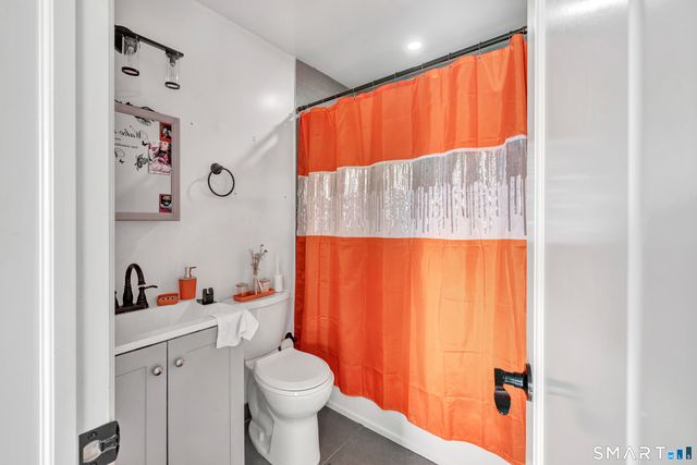 1472 Baldwin Street 3, Waterbury, CT 06706