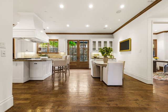 6215 Rex Drive, Dallas, TX 75230