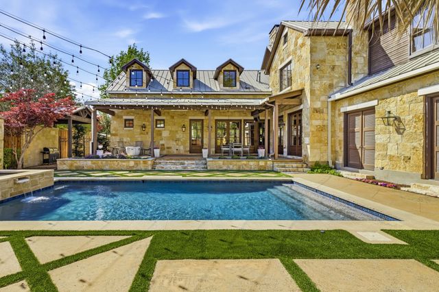 6215 Rex Drive, Dallas, TX 75230