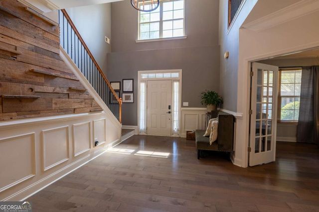 1098 Leybourne Cove, Lawrenceville, GA 30045