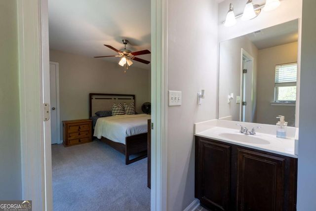 1098 Leybourne Cove, Lawrenceville, GA 30045