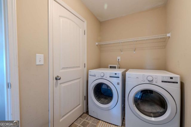 1098 Leybourne Cove, Lawrenceville, GA 30045