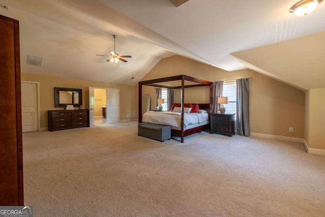 1098 Leybourne Cove, Lawrenceville, GA 30045