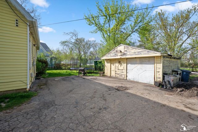 2612 Miller Avenue, Ann Arbor, MI 48103