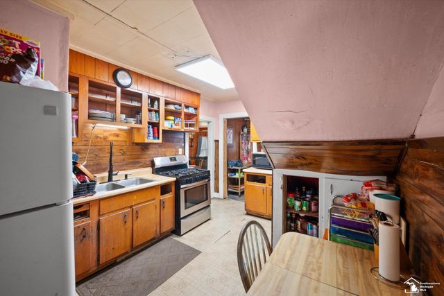 2612 Miller Avenue, Ann Arbor, MI 48103