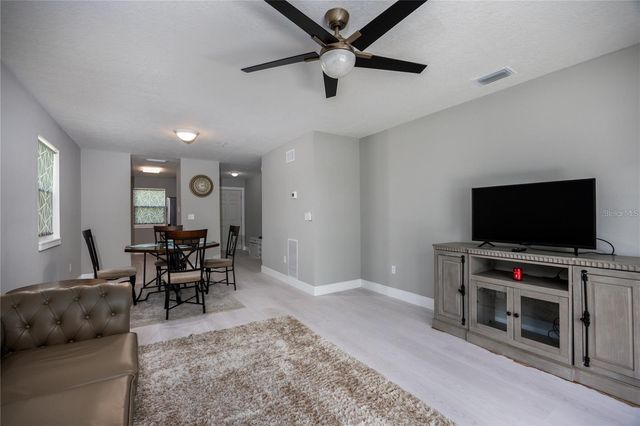 6519 W NEWBERRY ROAD 404, Gainesville, FL 32608