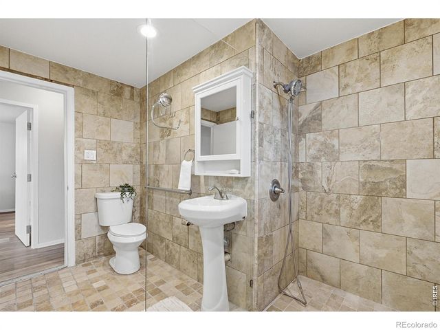 11590 W 39th Place, Wheat Ridge, CO 80033