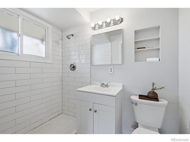 11590 W 39th Place, Wheat Ridge, CO 80033