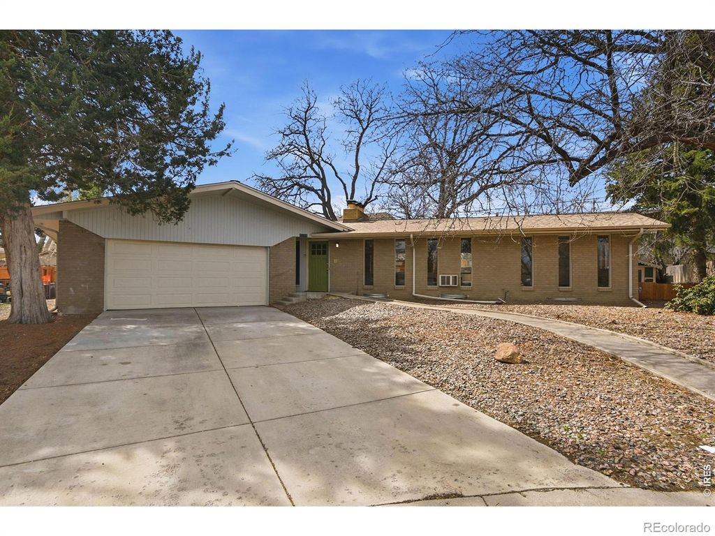 11590 W 39th Place, Wheat Ridge, CO 80033