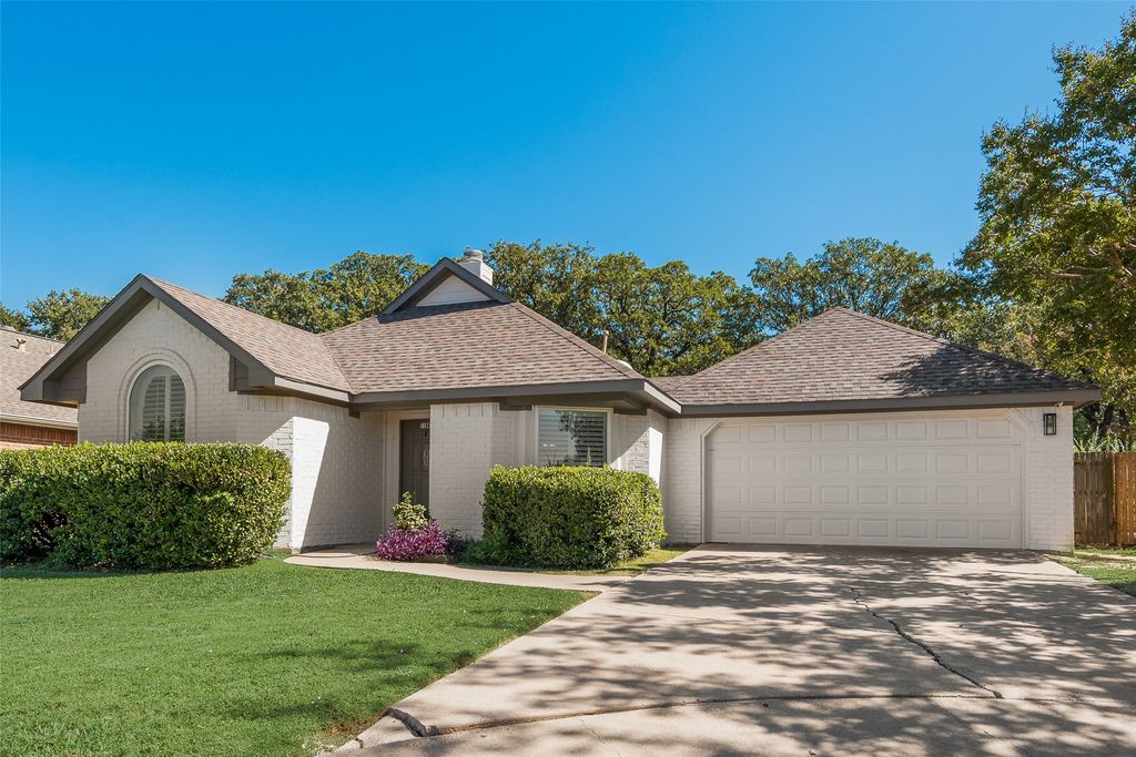 1104 Oak Tree Street, Denton, TX 76209